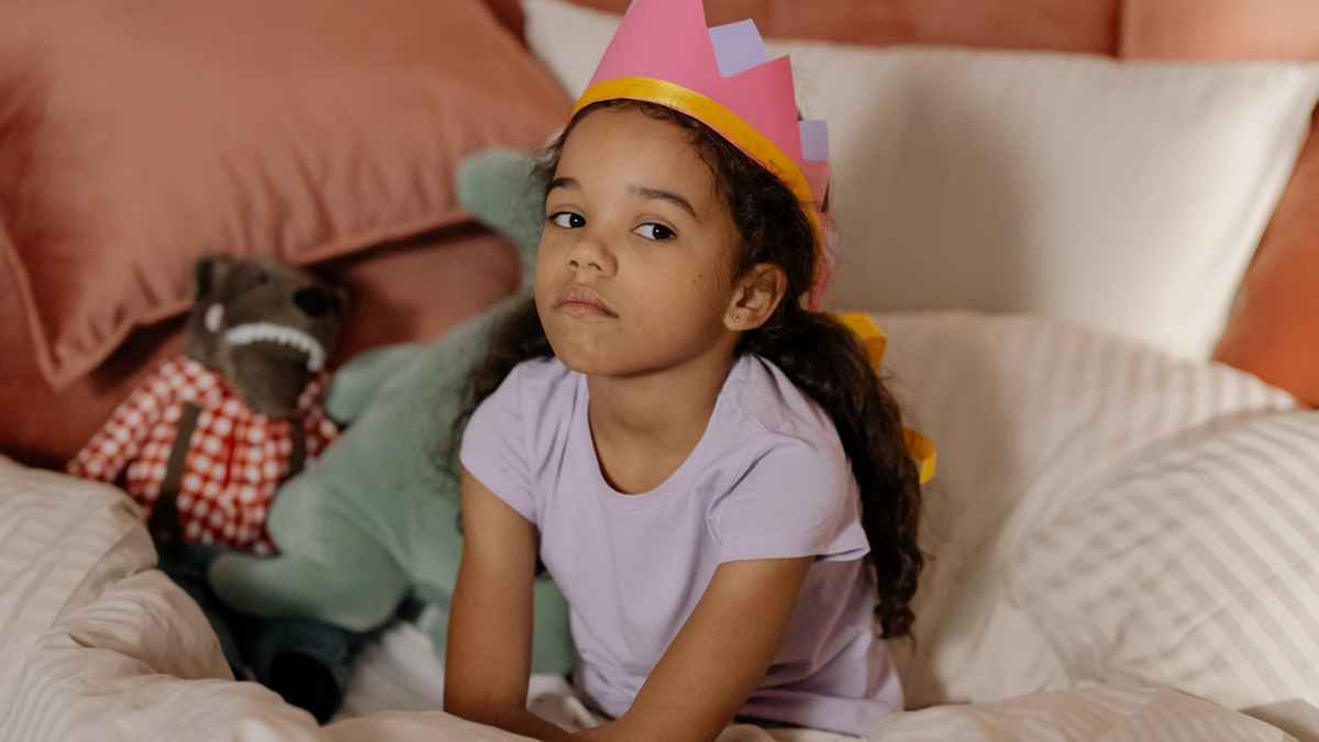 Perkembangan Emosi Anak SD, Kenali Cara Mengendalikannya