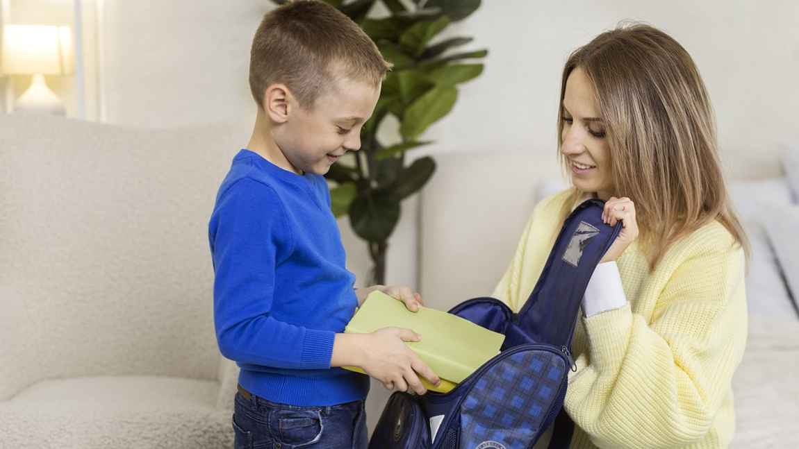 5 Cara Latih Anak Rapikan Perlengkapan Sekolah, Biar Tak Mudah Tertinggal