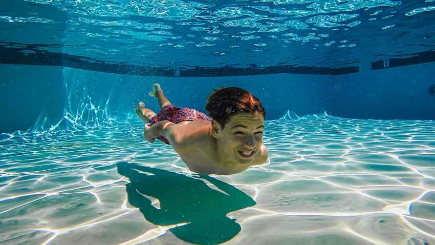 10 Rekomendasi Tempat Les Renang Anak di Jabodetabek, Cek Rincian Biayanya