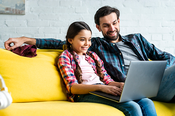 6 Cara Hindari Si Kecil Dari Cyber-Bullying