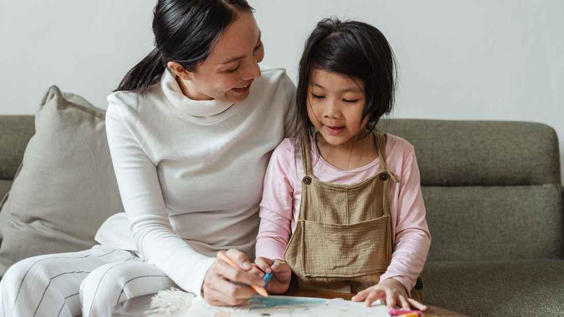 5 Cara Menumbuhkan Minat Seni Anak, Ajak Menonton Pertunjukkan Seni