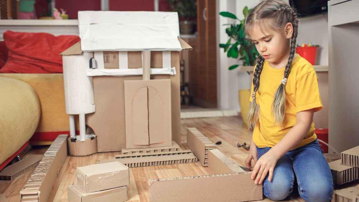 3 Ide Kreasi Kerajinan Tangan dari Kardus Bekas, Mudah Dibuat!