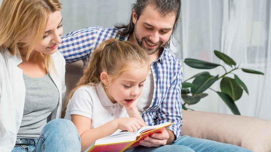 5 Cara Mengajarkan Anak Dua Bahasa Sejak Dini, Yuk Tumbuhkan Minatnya!