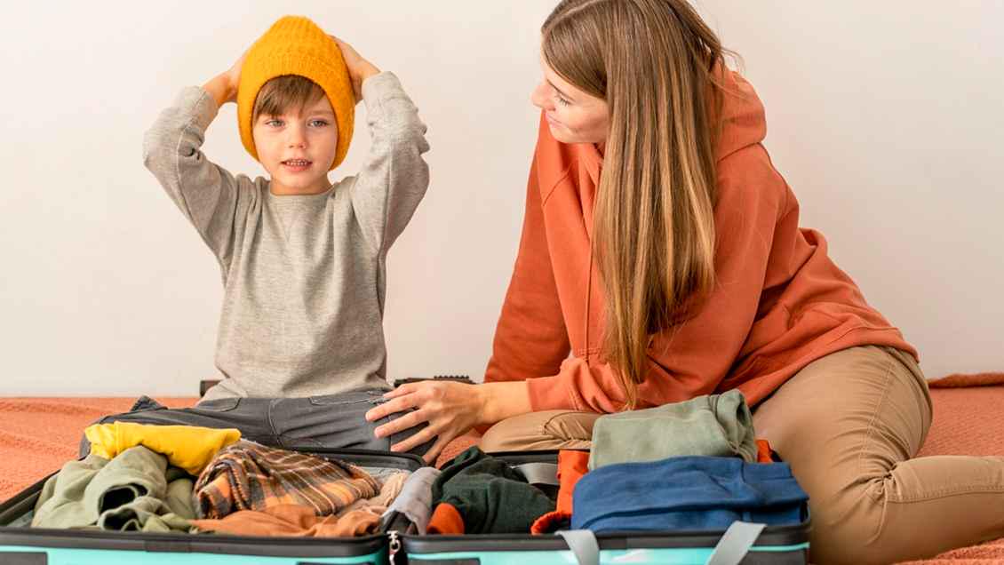 7 Tips Ajari Anak Packing Baju Sendiri, Asah Kemandirian