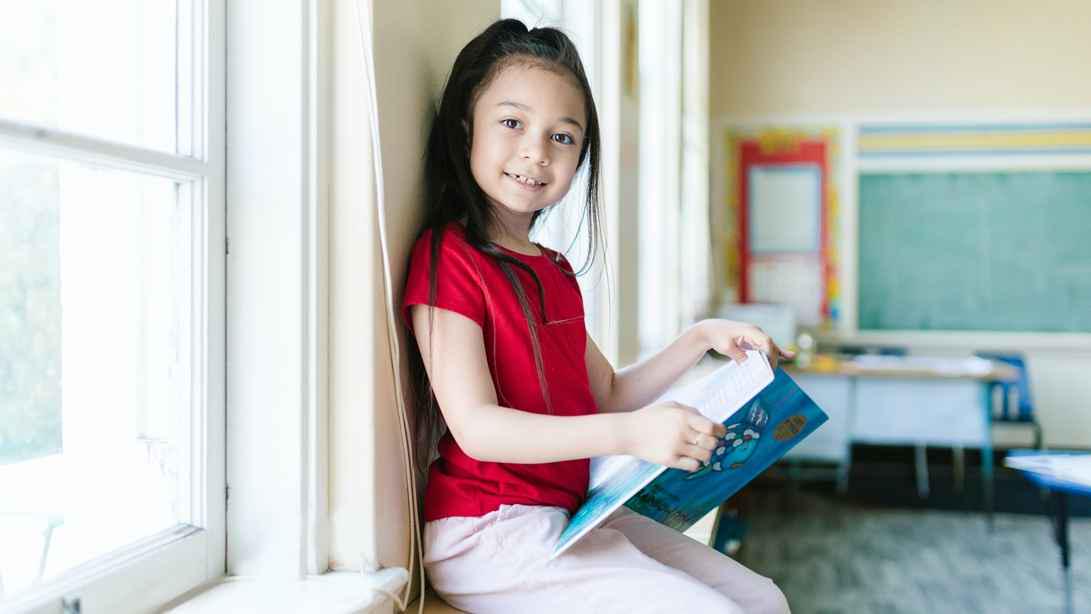 6 Cara Mengajarkan Anak Literasi dalam Kehidupan Sehari-Hari, Awali dari Sekarang