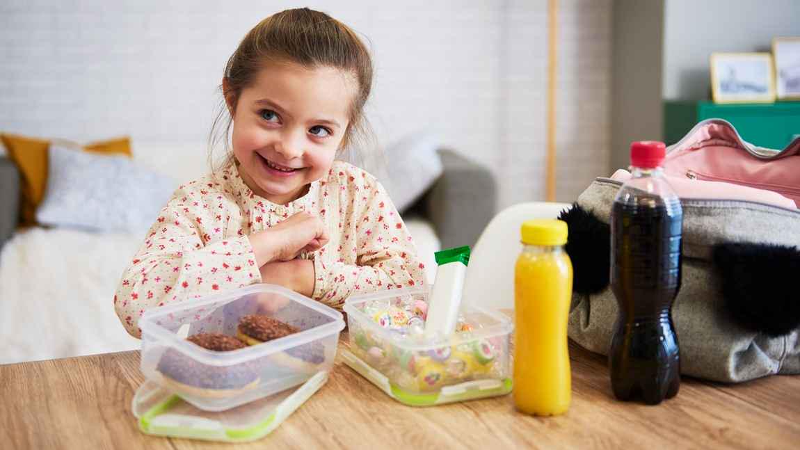 9 Inspirasi Resep Bekal Anak TK, Bawakan Kyaraben Panda