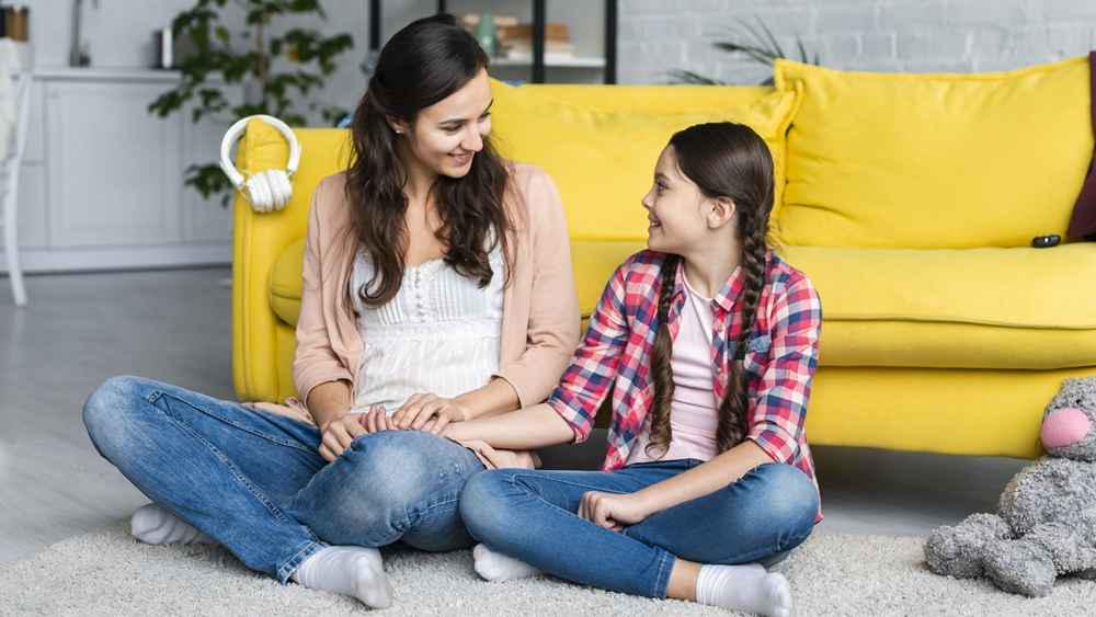 5 Cara Membantu Anak Percaya Diri, Ajarkan Self-Talk